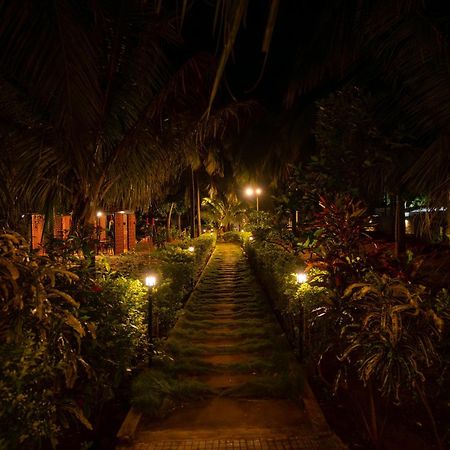 Claynest Resorts Кутталам Экстерьер фото