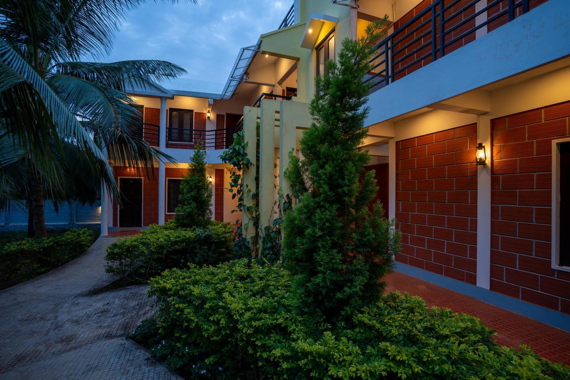 Claynest Resorts Кутталам Экстерьер фото